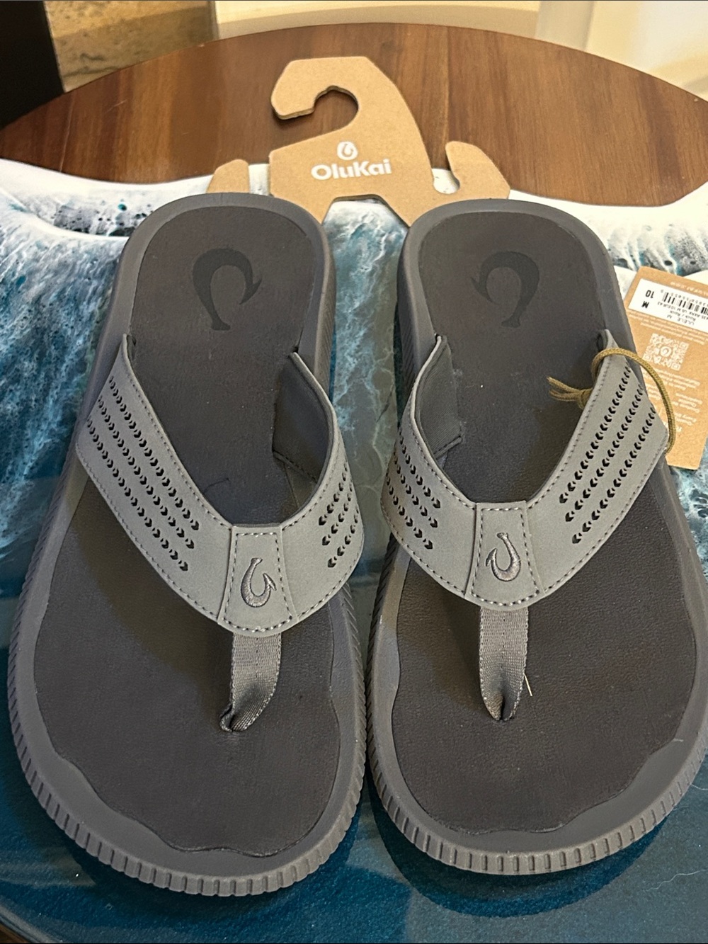 OluKai Ulele Men’s Beach Sandals NEW size 12. Price is FIRM